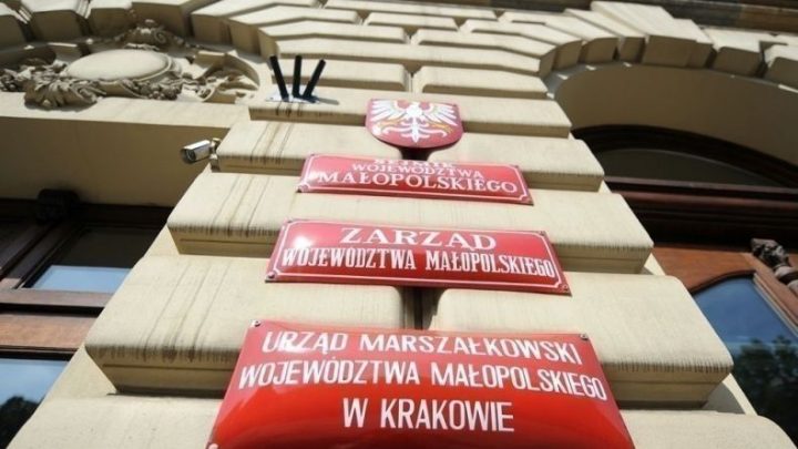 Urząd Marszałkowski Województwa Małopolskiego reaguje na kłamstwa „Wyborczej”.